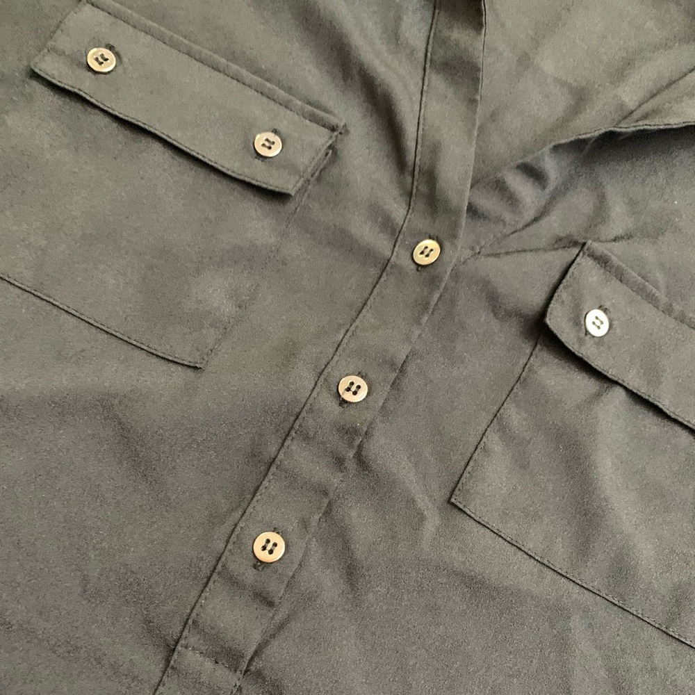 Women’s NY & Company shirt - Picture 2 of 7